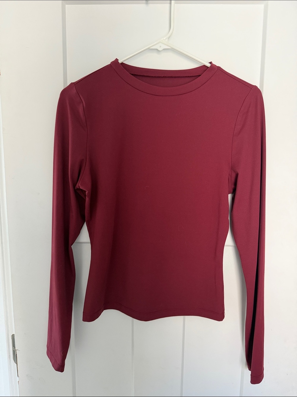 Women's Long Sleeve Crewneck Top in Wine